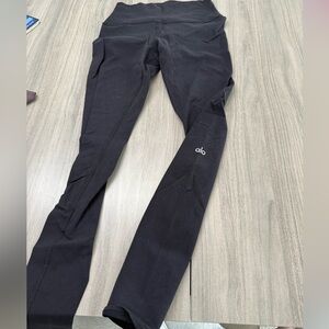 ALO YOGA leggings